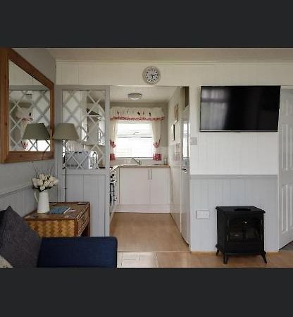 Butterfly Chalets Norfolk Scratby Exterior photo